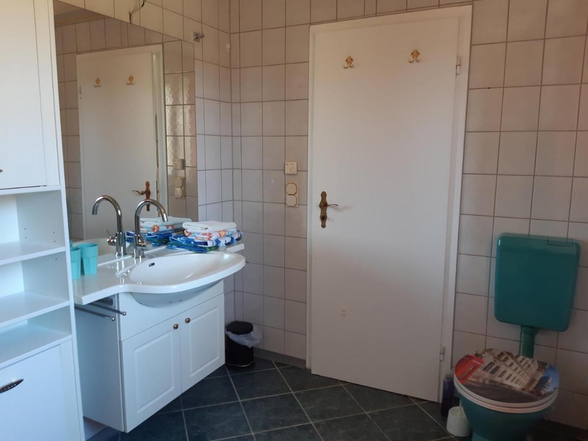 Thueringer Zimmer Suhl Exterior photo